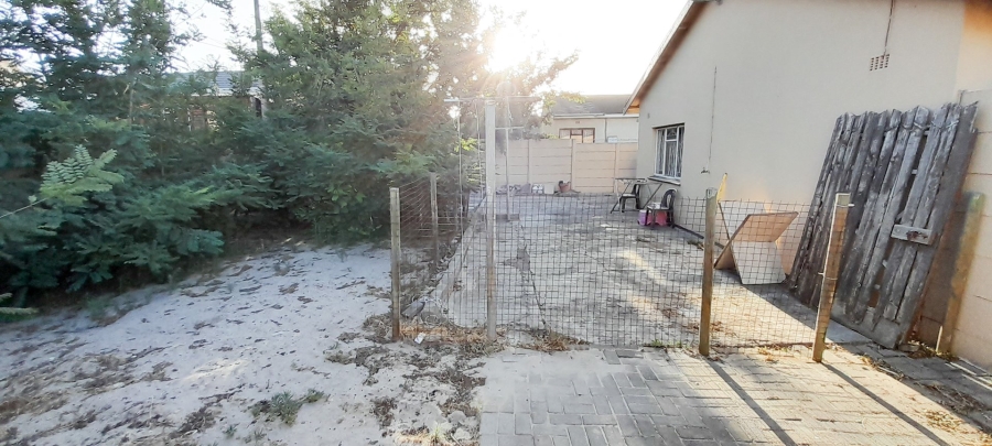  Bedroom Property for Sale in Cravenby Western Cape